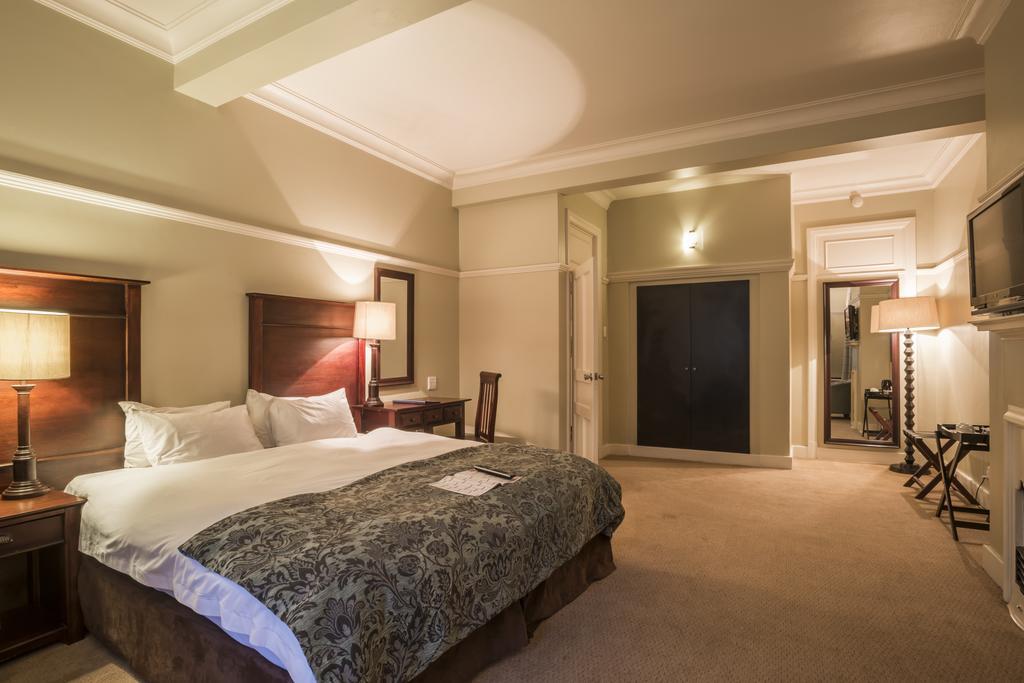 Imperial Hotel By Misty Blue Hotels Пітермаріцбург Екстер'єр фото